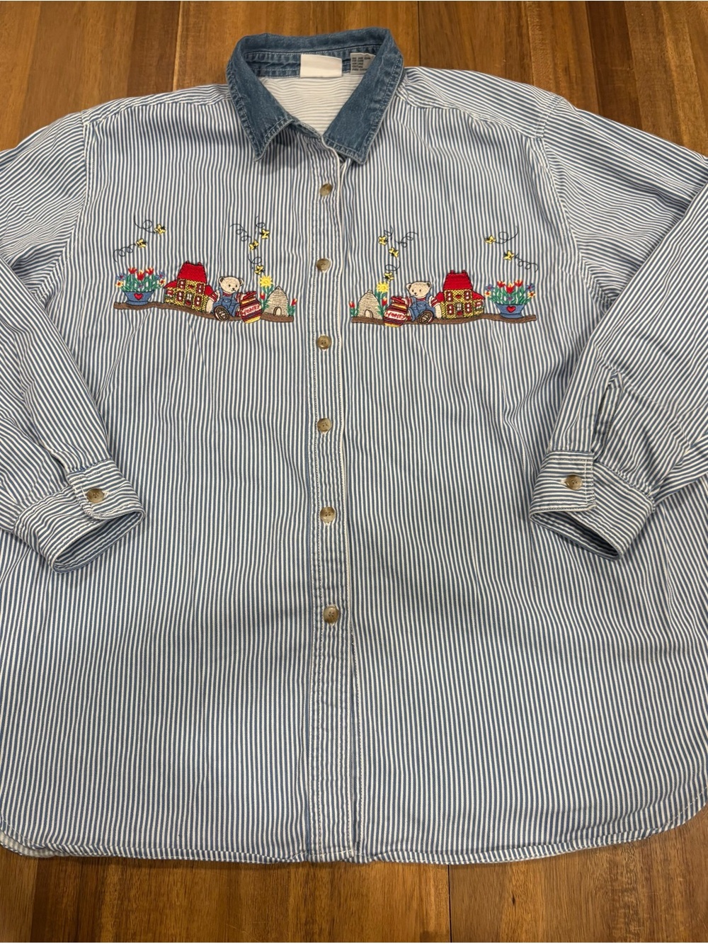 Vintage 2000’s Bobbie Brooks Teddy Bear Embroidered Button-Up Shirt XL
